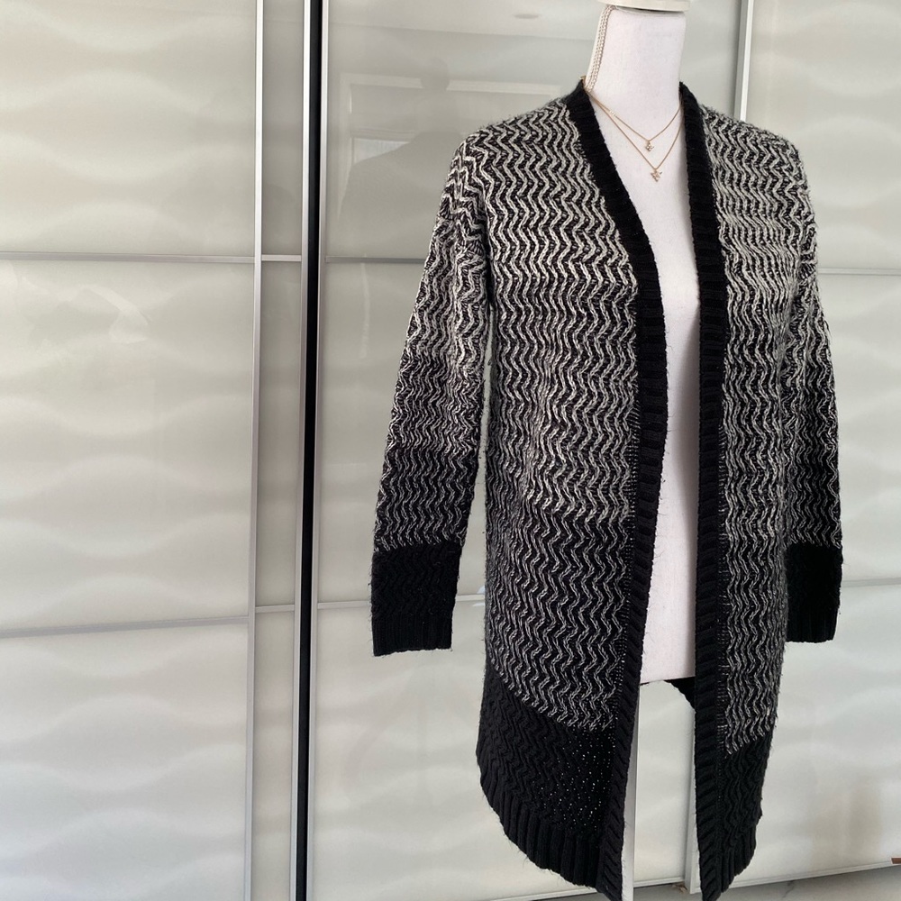 2/$30 DKNY tri-color knit cardigan 🔥 - Picture 2 of 6
